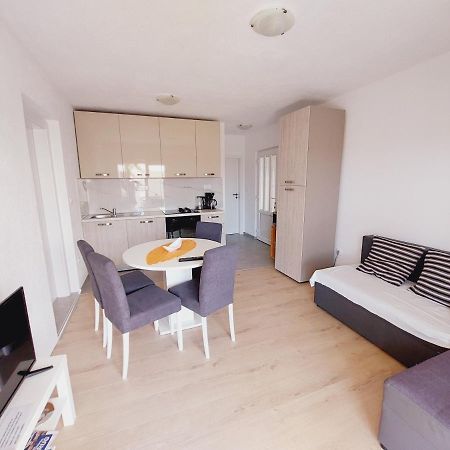 Apartments Babic Трогір Екстер'єр фото