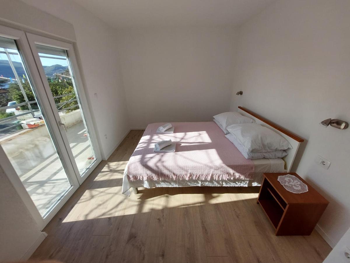 Apartments Babic Трогір Екстер'єр фото
