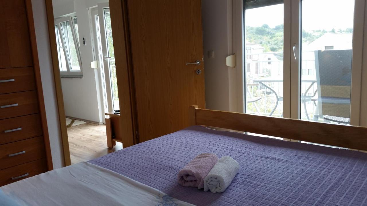 Apartments Babic Трогір Екстер'єр фото