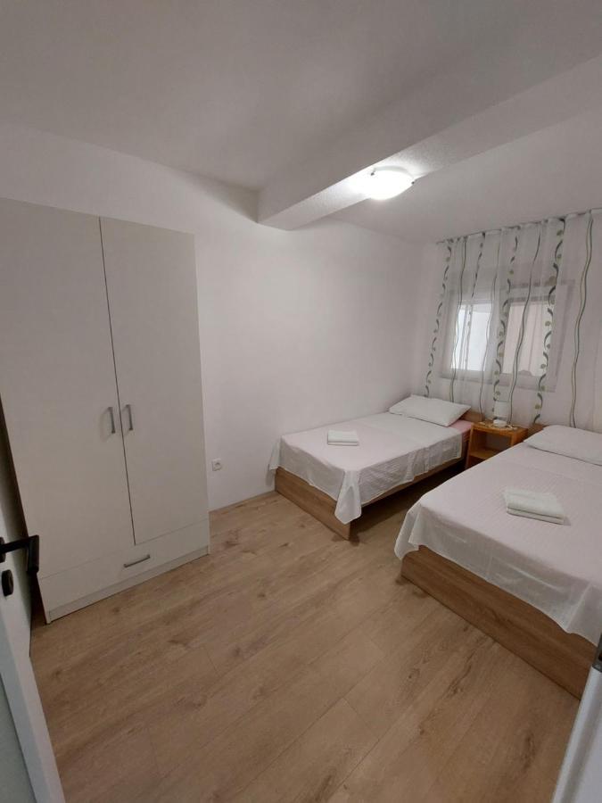 Apartments Babic Трогір Екстер'єр фото